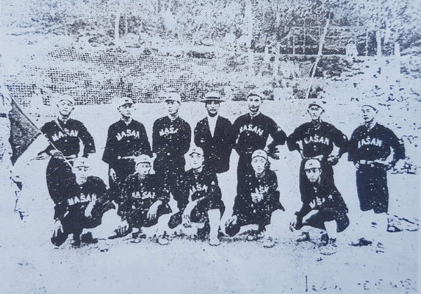 ▲ '마산 야구' 초창기와 관련한 유일한 사진. 애초 '1922년 전 조선 야구대회에 참가한 마산 팀'으로 알려졌지만, 시기에 오류가 있는 것으로 확인된다. /경남야구협회