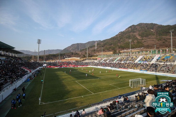 ▲ 지난해 3월 1일 성남FC와 홈 개막전을 치른 창원축구센터 전경.  /프로축구연맹