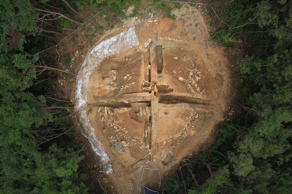 ▲ 위에서 내려다본 거창 무릉리 고분.  /거창군