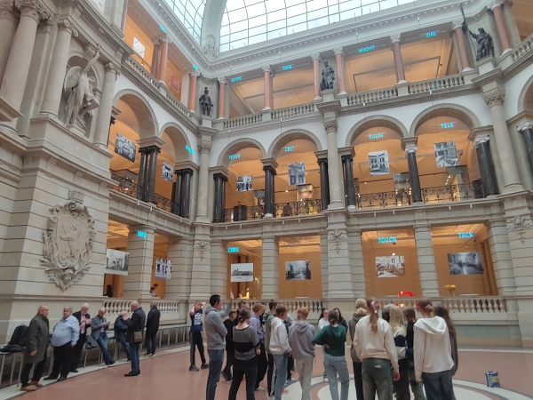 독일 베를린 커뮤니케이션 박물관은 평일에도 학생들로 붐빈다. /표세호 기자
