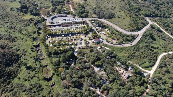 합천 '황매산 국민여가 캠핑장'이 가족들과 함께 즐기기 좋은 공공 야영장으로 뽑혔다. 황매산 국민여가 캠핑장 모습 /합천군