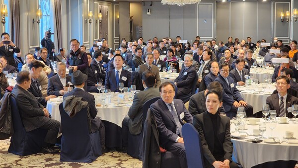 김두관 전 국회의원 정책 조직 역할을 할 넥스트코리아포럼 출범식이 14일 서울 여의도 켄싱턴호텔에서 열리고 있다. /넥스트코리아포럼