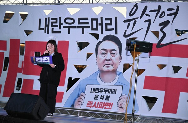 20대 청년 노동자가 자유 발언을 하고 있다. /김구연 기자