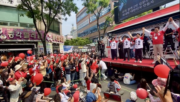 김문수 국민의힘 대선후보는 28일 양산 집중유세에서 방탄 괴물 국가로 가는 것을 막으려면 깨끗한 한 표가 필요하다고 강조했다. /이현희 기자