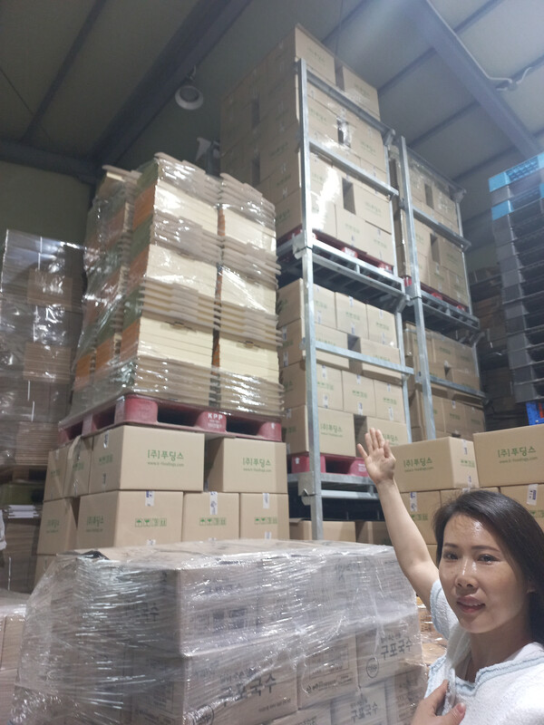 사회적기업으로 창녕군장애인단체와 전국고엽제전우회 등에 상품을 공급하는 푸딩스는 지역 기여 배경에는 여성 대표 기업이라는 점도 큰 역할을 한다. /이일균 기자