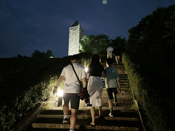 클레이아크김해미술관이 8월 15~16일 ‘밤의 미술관_Night Museum’을 운영한다. /클레이아크김해미술관