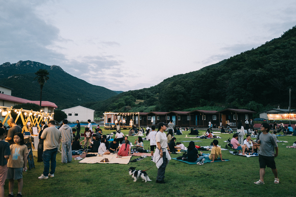 남해청년센터와 팜프라가 준비한 2025 청년의 날 ‘남해 감각’ 행사. /양희수