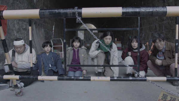 영화 <고도: 기다리는 사람들> 한 장면. /갈무리