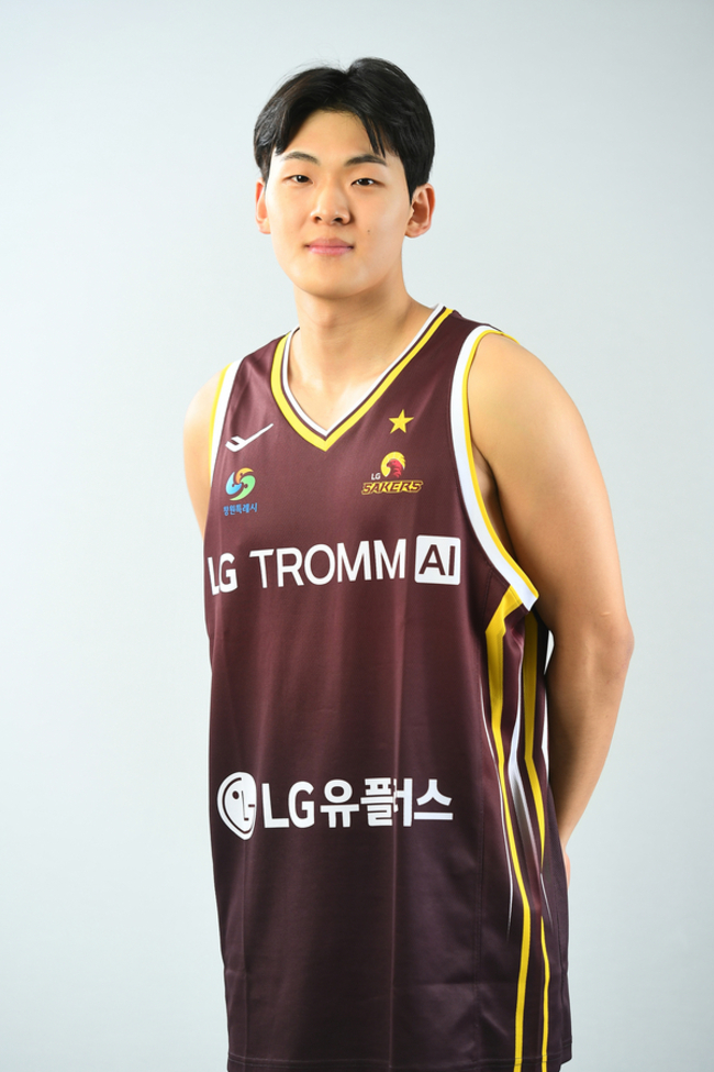 2025 신인 드래프트에서 1라운드에 지명된 창원LG 김선우. /KBL