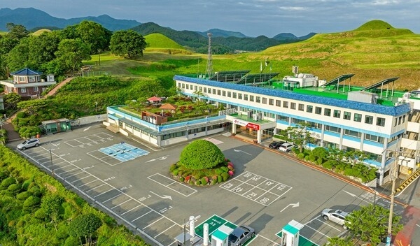 함안군청 전경.  /경남도민일보DB