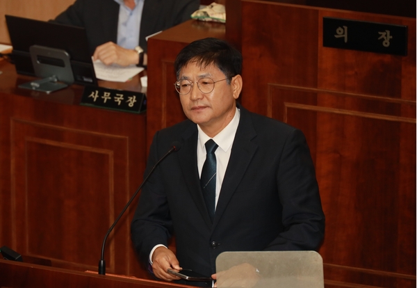 제10대 <b>사천시</b>의회 전반기 의장에 <b>최용석</b> 선출