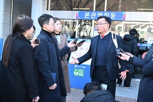 지차제장 최장 공백 창원시...뒷전으로 밀려나는 현안 사업 - 뉴스 썸네일 이미지